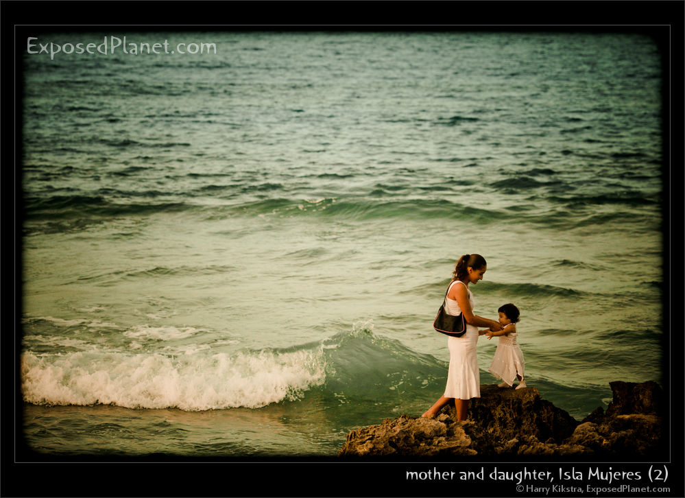 for the women: Mother and daughter, Isla Mujeres